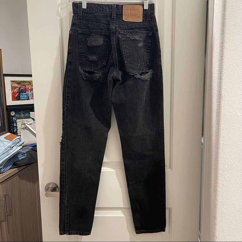 DENIM HEAVEN CO VINTAGE USA MADE LEVI JEANS BUTT RIP LEVI JEANS BLACK STYLE 550